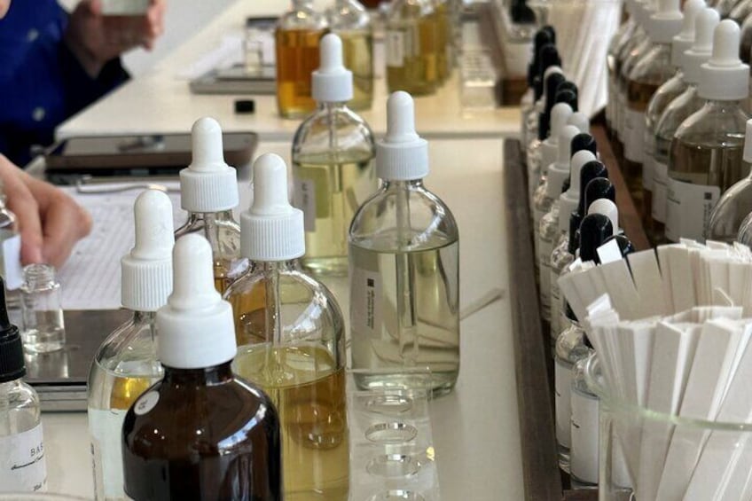 Make your K-scent perfume: Modern oneday class in Seoul