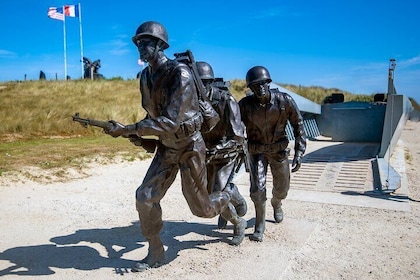 D Day Landing Beaches : Private Tour with Port or Hotel Pick Up