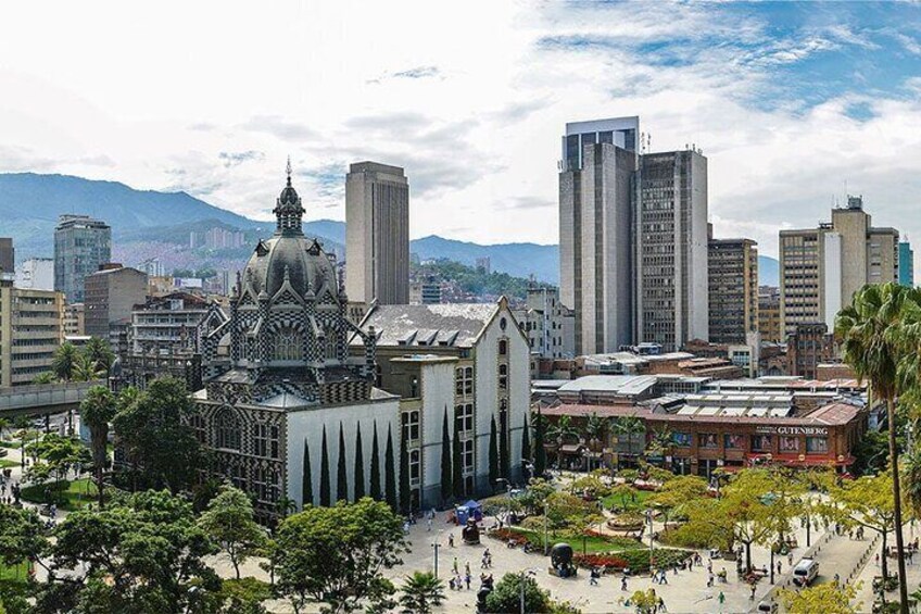 Full Day Private Tour of Beautiful Medellín