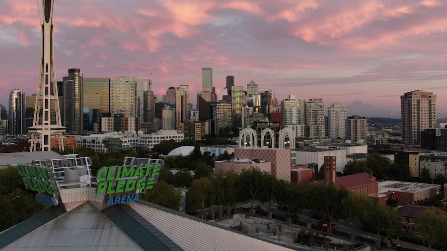 Seattle's Space Needle area self-guided walking tour