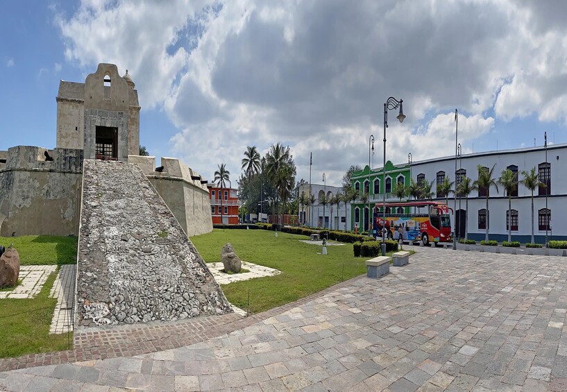 Veracruz Hop-on Hop-off City Tour plus Aquarium