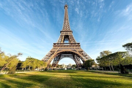Direct Stairway Ticket to the Eiffel Tower in Paris