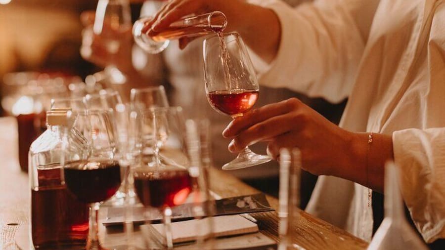 Blend Your Own Bottle of Muscat in Rutherglen