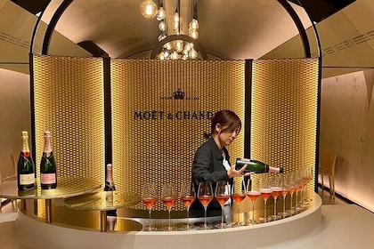 Private Champagne Moët & Chandon, Veuve Clicquot trip with Lunch