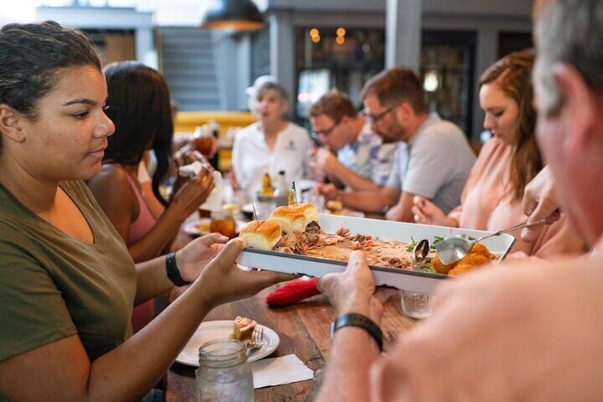 Seattle Seafood Brunch Tour 