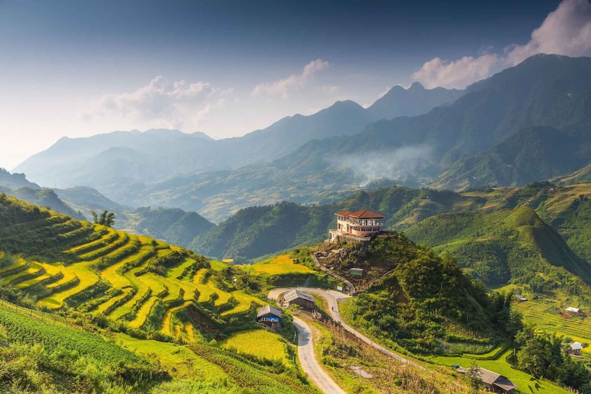 Muong Hoa Valley 2-Day Group Trek with Homestay