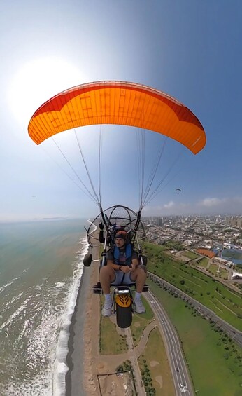 Picture 9 for Activity Lima: Paragliding Flight Over Costa Verde