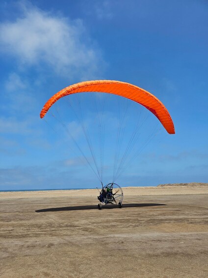 Picture 10 for Activity Lima: Paragliding Flight Over Costa Verde