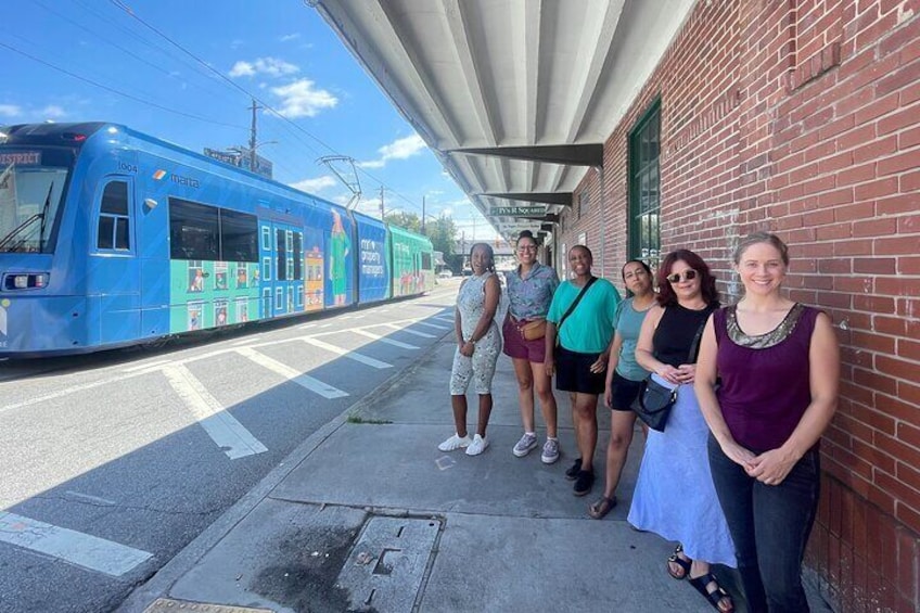 Two Hour Historic Market Food Tour with Biscuit Class