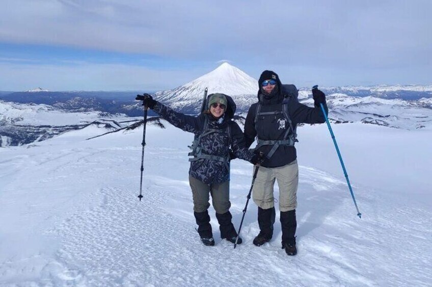 Once at the summit, you will be rewarded with the impressive glacier in the crater of the Quetrupillan Volcano. In addition, you will enjoy a 360 degree panoramic view that will leave you speechless!