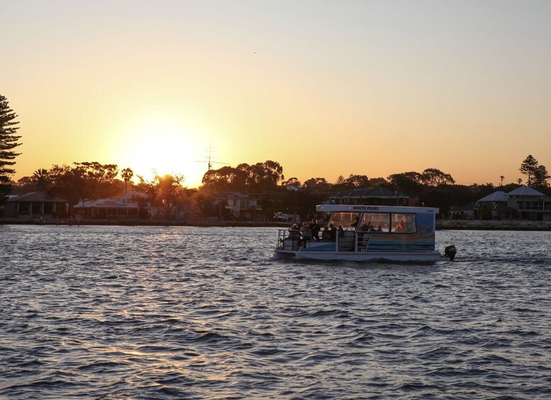 Picture 6 for Activity Mandurah: Sunset Cruise