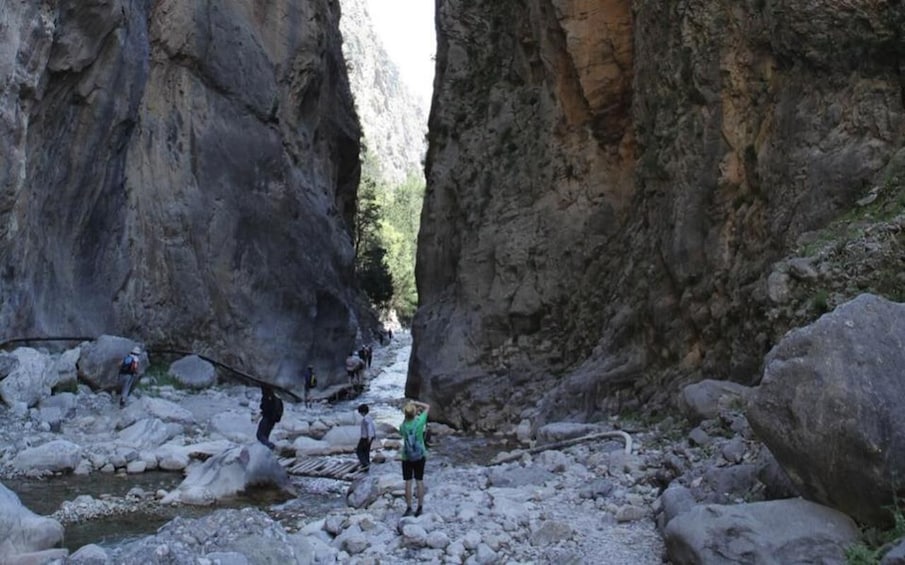 Crete: Private Guided Trek to Samaria Gorge with Transfer