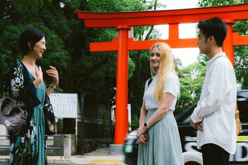 Calm Tokyo - Cultural Temple Tour with a Real Local