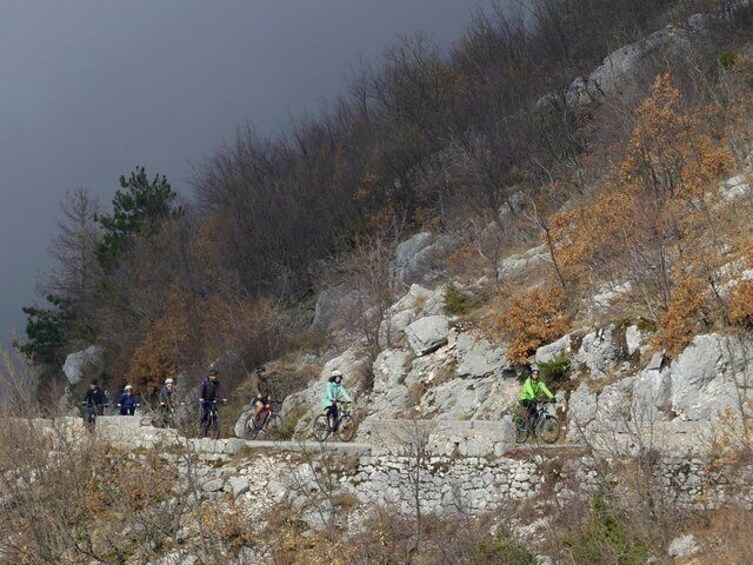  Express Cable car ascent & 25Turns Epic Bike Descent 