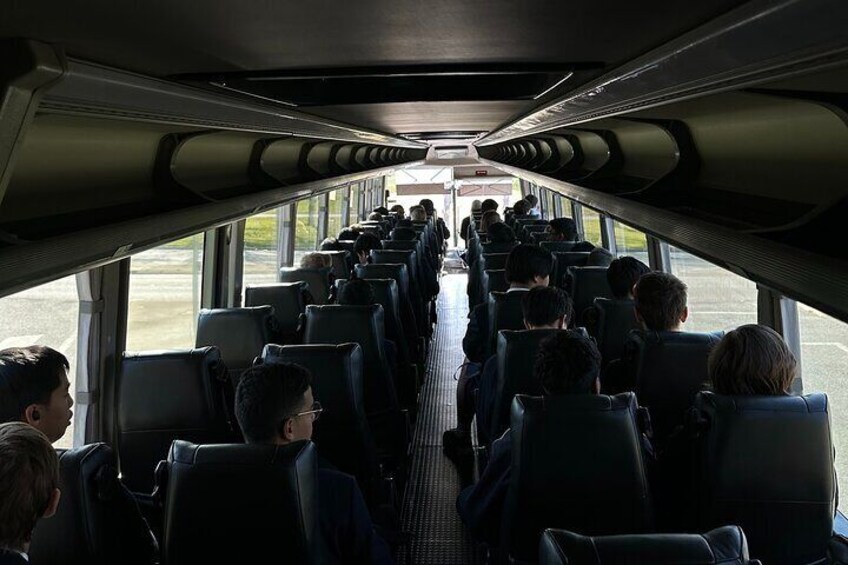 3 Hour Historical Tour of Canberra on VR BUS for Schools