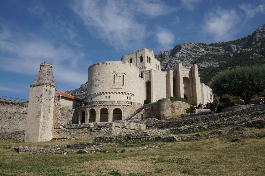 Tirana: Kruja and Sari Saltik Hiking Tour