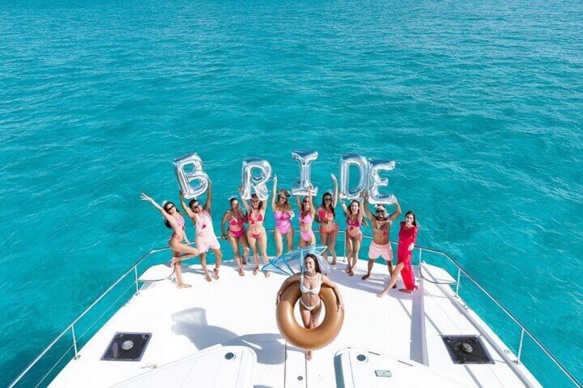 Bachelorette Party on Luxury Catamaran 51¨ Leopard , Cancún
