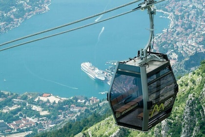 3H Guided Kotor & Cable Car Tour