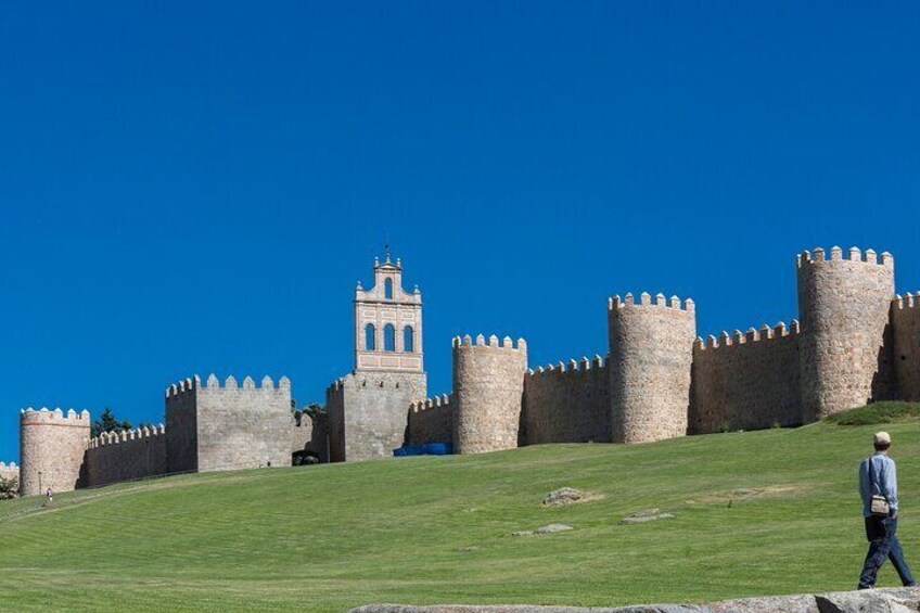 Ávila & Segovia Day Tour from Madrid