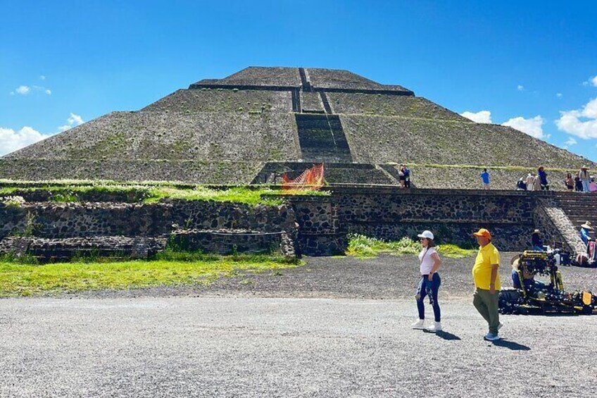 Teotihuacan Pyramids Tour from Mexico City