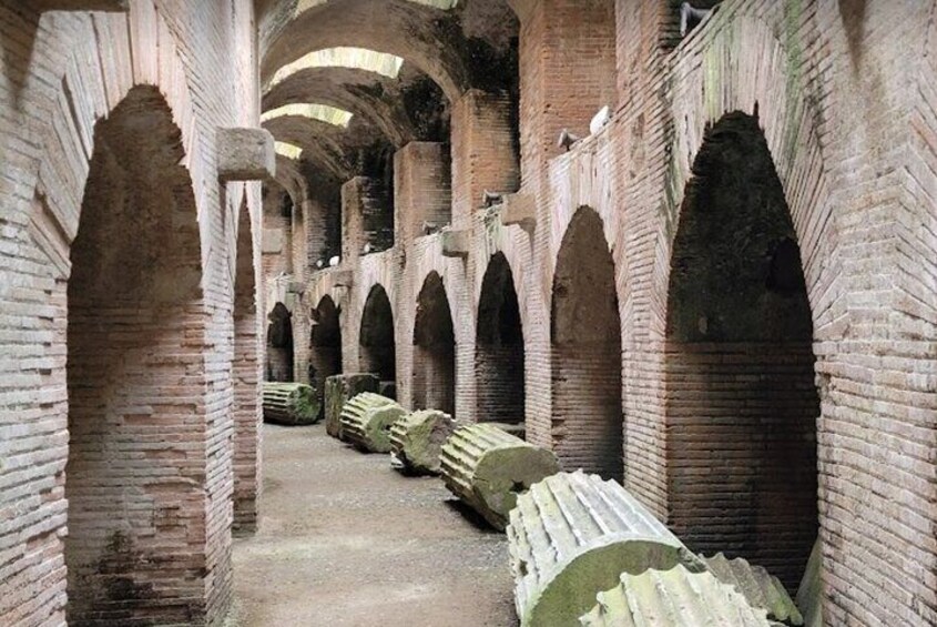 Private tour by car among the archaeological treasures of Campi Flegrei