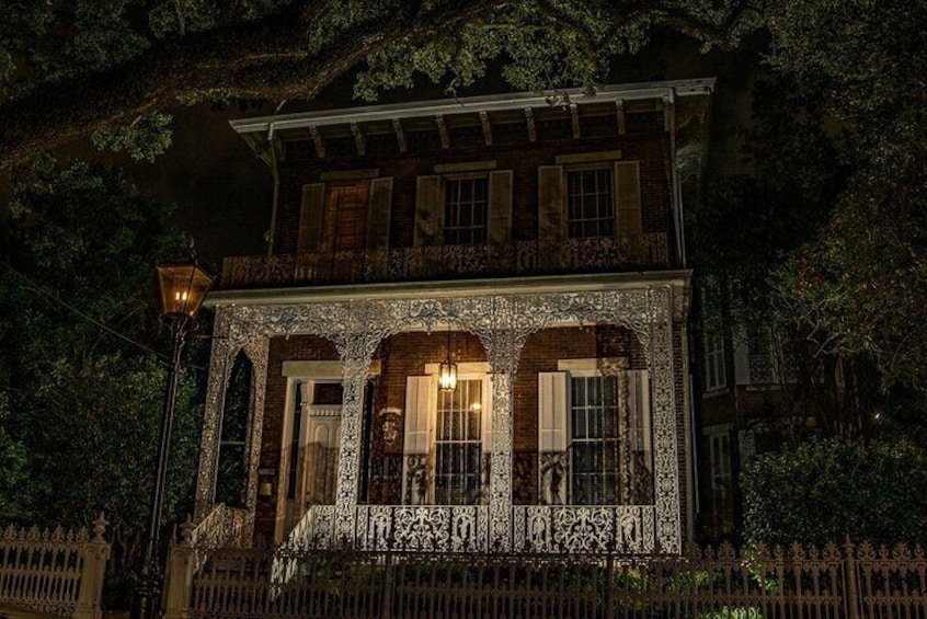 Experience Mobile's Past on a Captivating Ghost Tour.