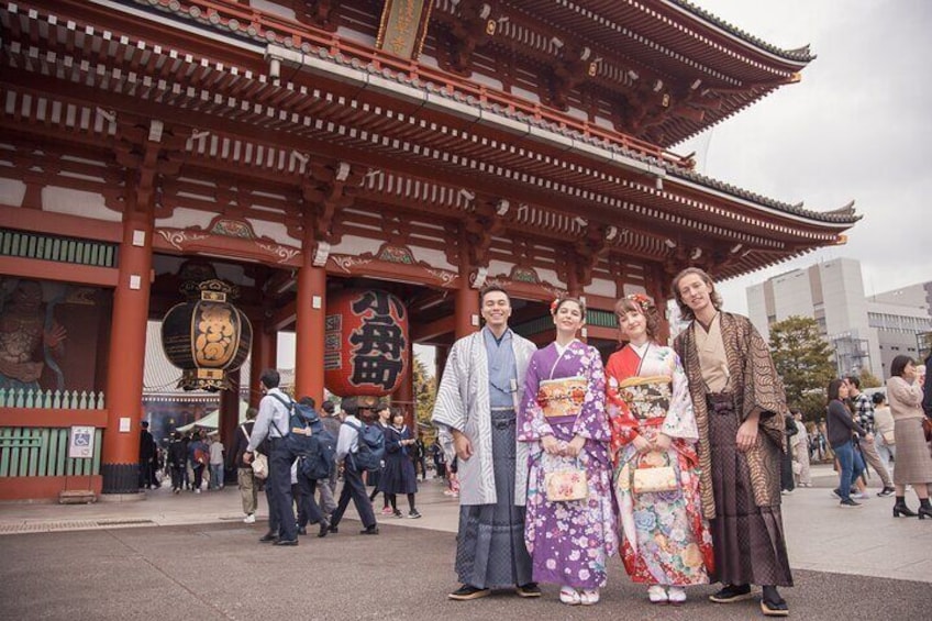 Asakusa, Tokyo: Kimono Rental Traditional Experience at WARGO