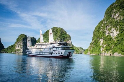 De Hanoi : Croisière de luxe de 2 jours Bai Tu Long Bay avec jacuzzi