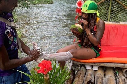 Rafting en bambú en Montego Bay y puesta de sol en Ricks cafe Negril