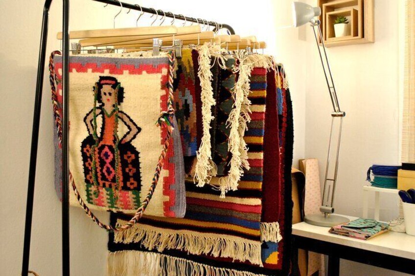 2 Hours and 30 Minutes Private Weaving Class in Athens