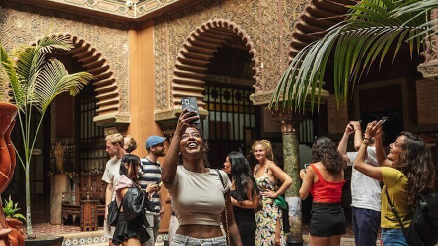 Secrets of Barcelona Old Town Walking Tour