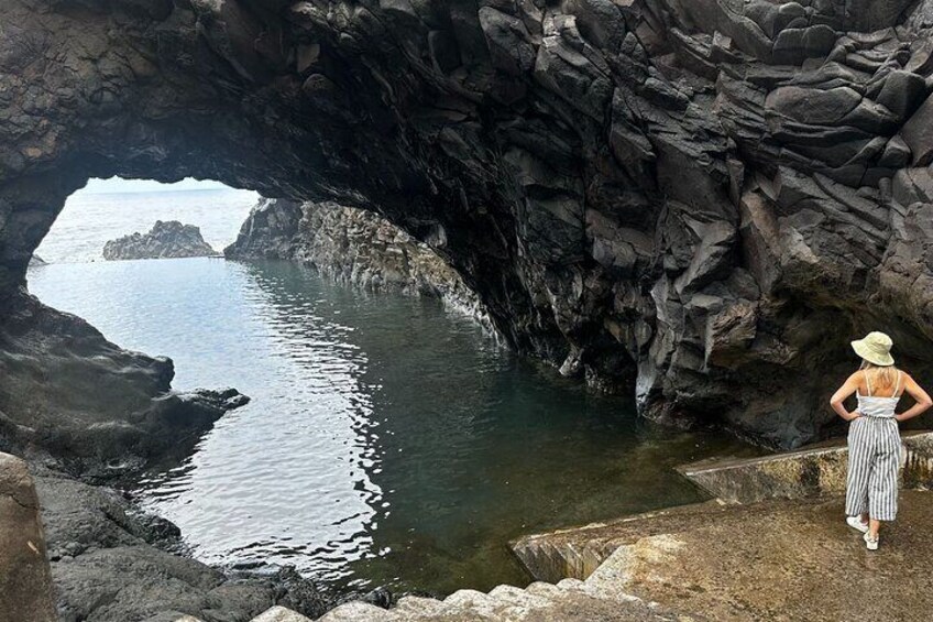 Unveil West Madeira: 4x4 Cliffs, Pools & Views