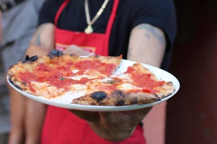 Learn how to make italian pizza