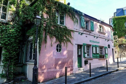 Emily in Paris Filming Locations on Private Tour with Local Guide