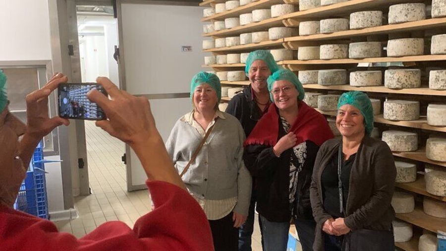 Premium Local Cheeses Tasting and Prosecco Superiore tastings