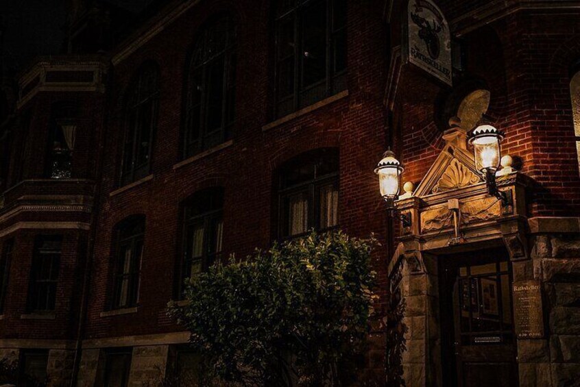 Step into the Unknown with Indianapolis Ghost Tour.