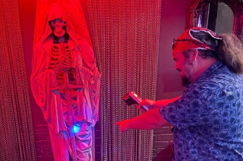 Use ghost hunting equipment, provided to you at the beginning of the experience, to explore spooky locations throughout the tour!
