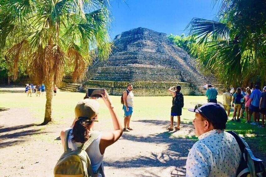 Chacchoben Mayan City and Bacalar Lagoon Tour from Costa Maya