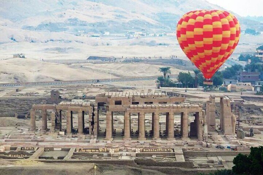 Hot Air Balloons Ride Luxor, Egypt