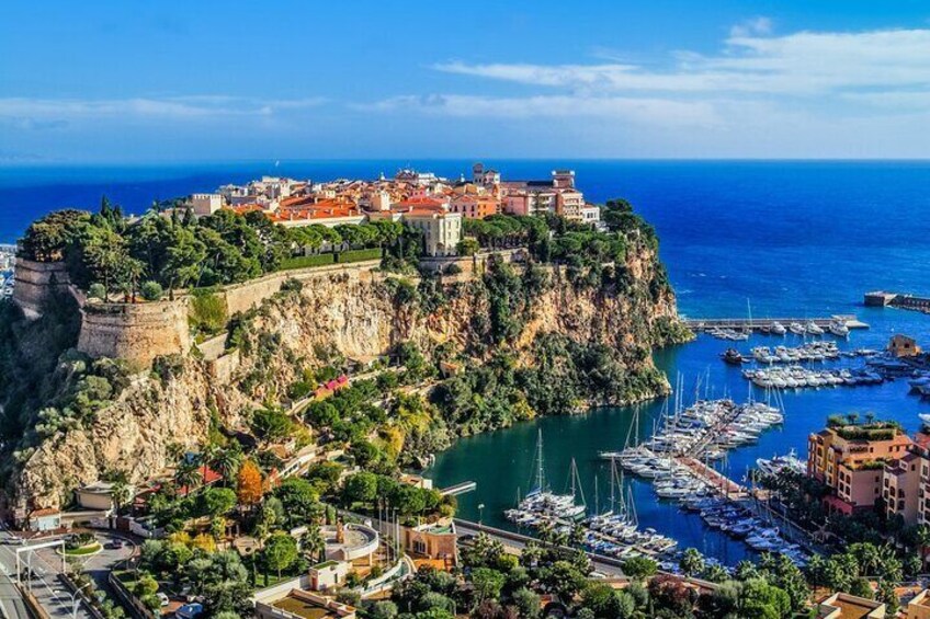 GUIDED TOUR: departure of cruises: Eze, Monaco, Monte Carlo