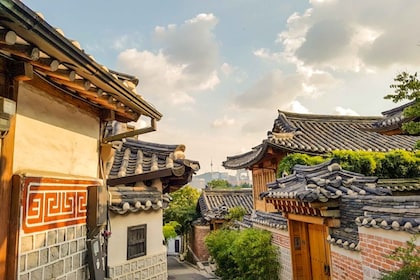 Seoul: Forntida palats och natursköna platser Walking Tour