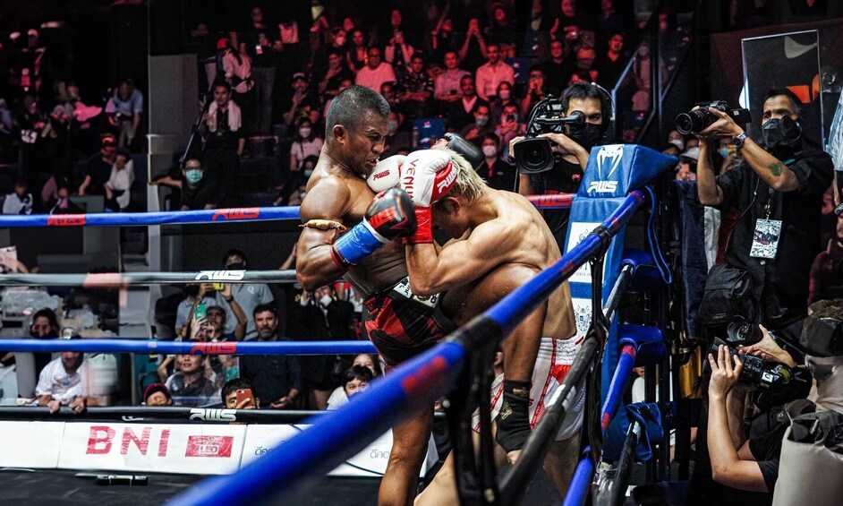 Bangkok: Muay Thai Boxing Tickets at Rajadamnern Stadium