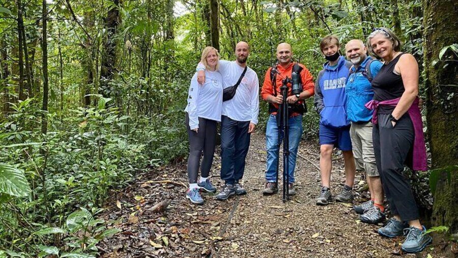 John starting a morning walk at the Cloud Forest