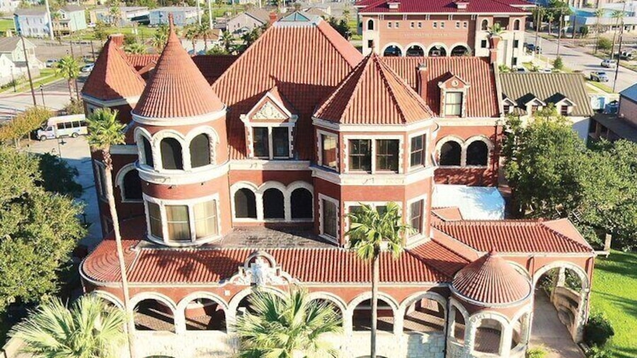 Tour Galveston's 1895 Moody Mansion