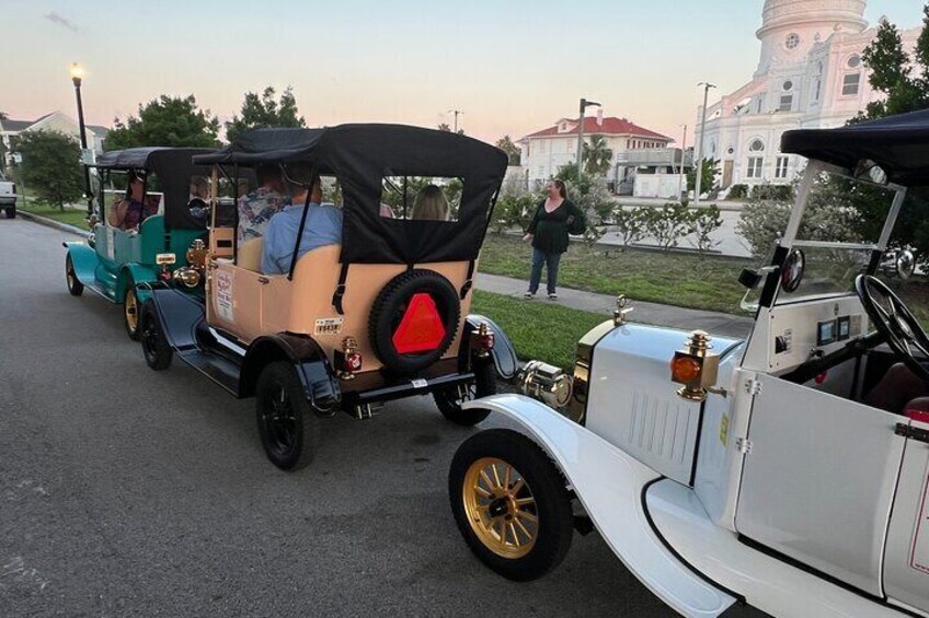 Voices of the 1900 Storm Private Tour