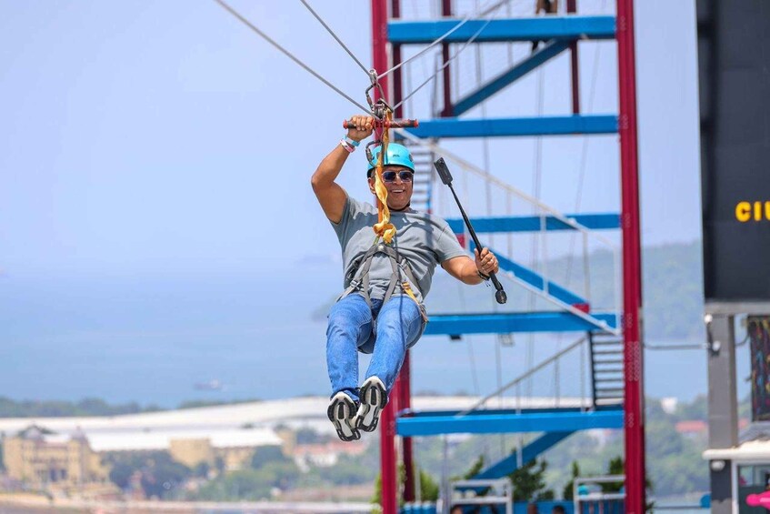 Picture 5 for Activity Panama City: Zip Line Experience Over The City & a Cocktail