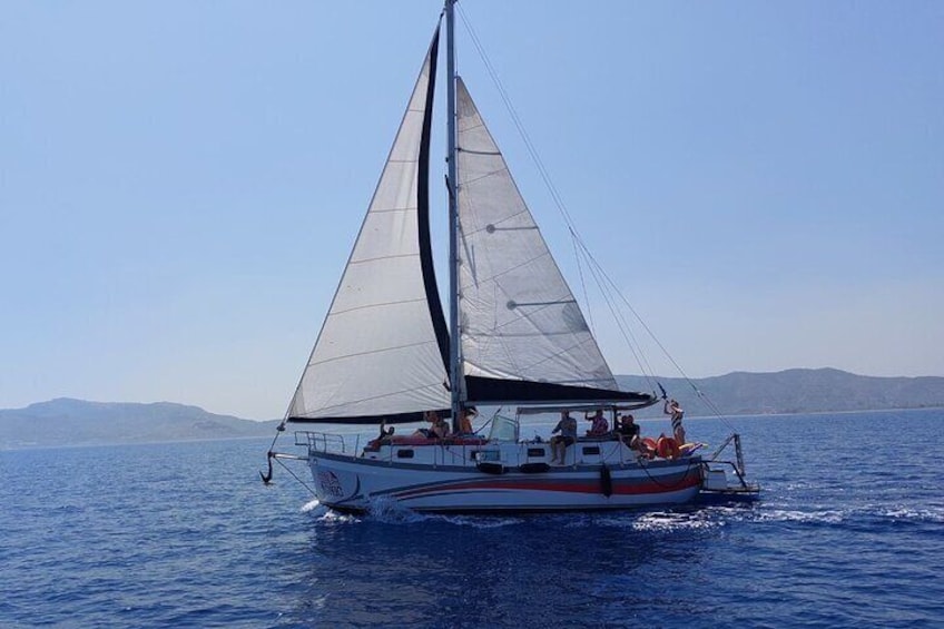Full-Day Boat Trip in Greece with Food and Drinks