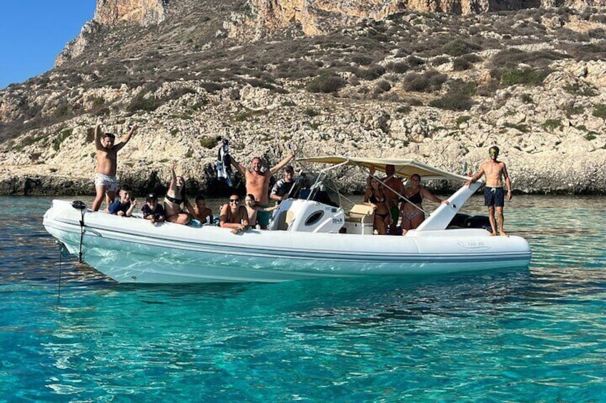 Daily tour in dinghy Favignana and Levanzo