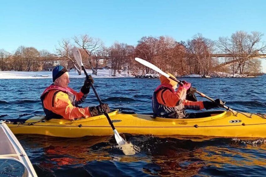 Winter Kayak Tour in Stockholm City + Hot Sauna