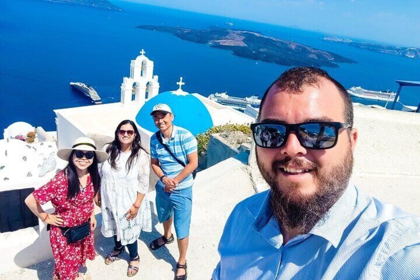 5 Hours Private Guided Tour Around Santorini 